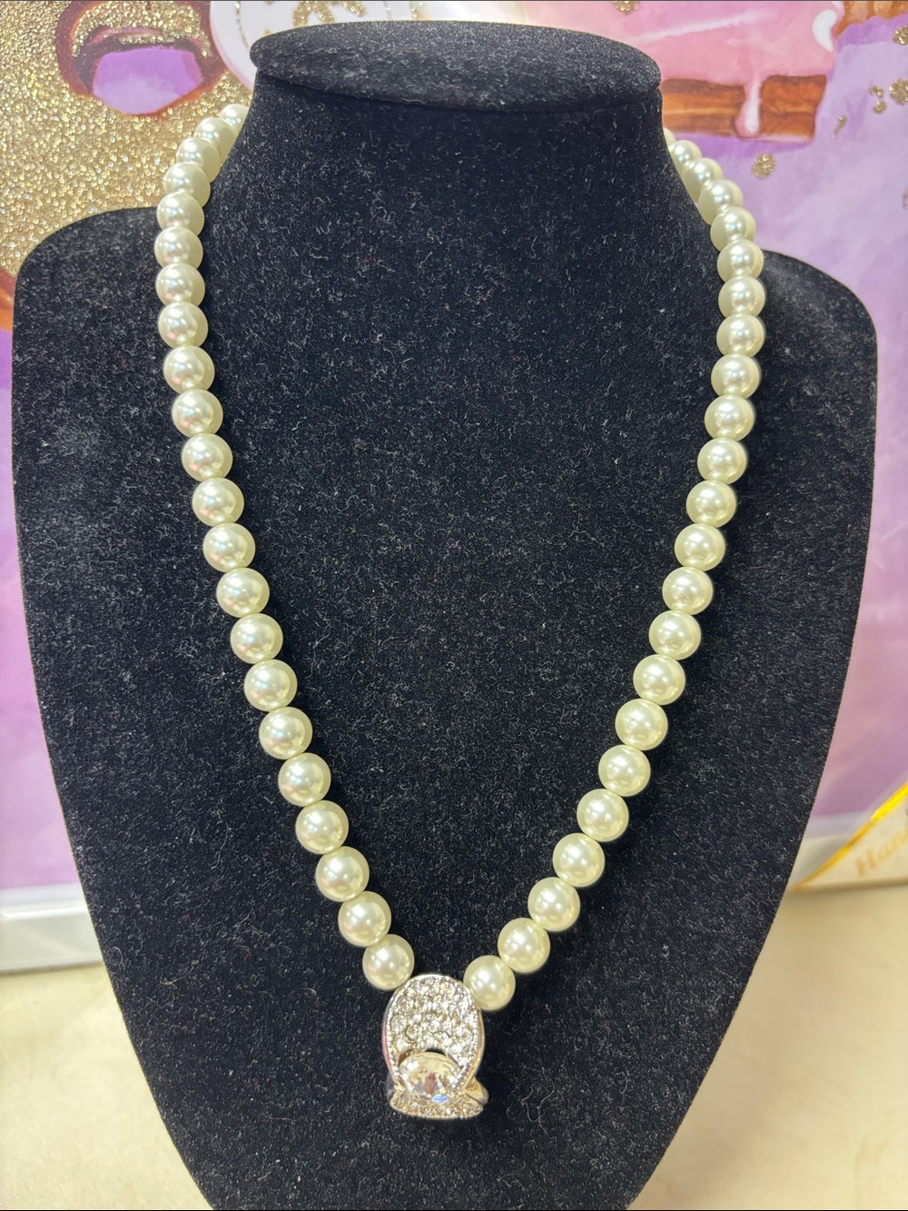 Pearl Necklace with Crystal Pendant